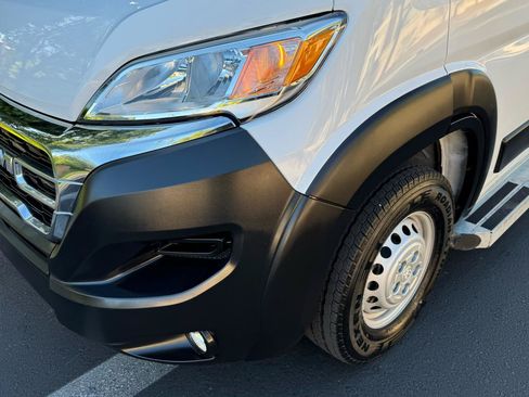 Used 2025 RAM ProMaster 2500 w/ U-Haul Equipment Group FWD image 45