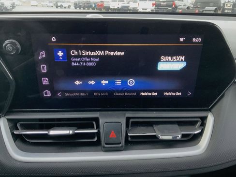 Used 2024 Chevrolet TrailBlazer LS w/ LS Convenience Package image 34