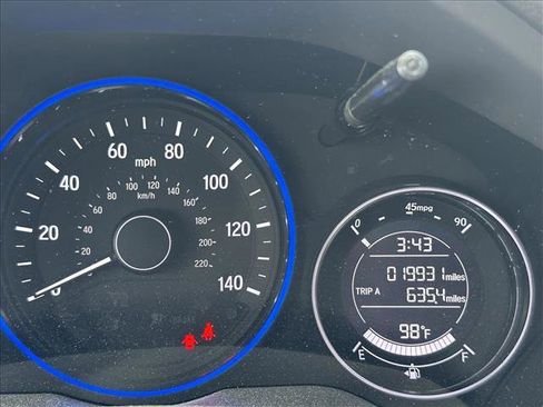 Used 2022 Honda HR-V LX image 10