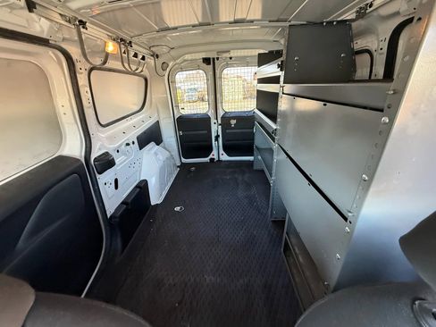 Used 2021 RAM ProMaster City Tradesman SLT image 26