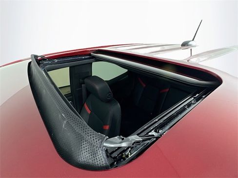 Used 2024 Chevrolet Colorado Z71 w/ Z71 Convenience Package 2 image 14