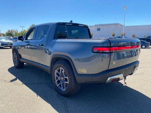 Used 2022 Rivian R1T Adventure AWD/4WD image 6
