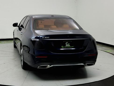 Used 2017 Mercedes-Benz E 300 image 6