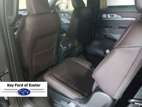 New 2026 Ford Explorer Platinum image 17