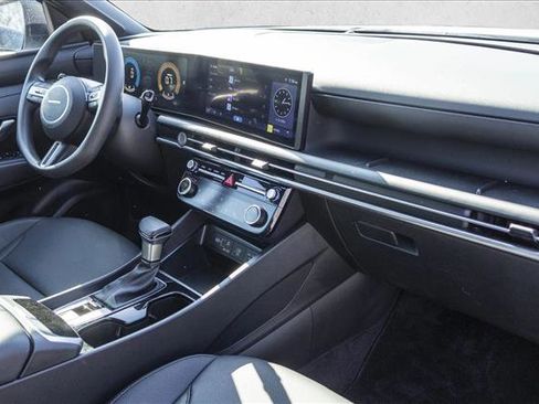 Certified 2025 Hyundai Santa Cruz SEL image 27