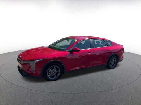 Used 2025 Kia K4 LXS image 7