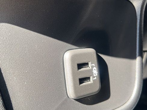 Used 2021 Chevrolet Equinox LT w/ LPO, Floor Liner Package image 19