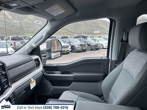 New 2026 Ford F250 XLT w/ XLT Premium Package AWD/4WD image 49