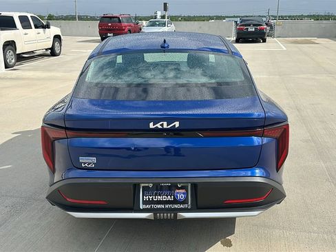 Used 2025 Kia K4 LXS FWD image 11