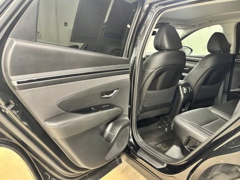 Used 2023 Hyundai Tucson Limited w/ Cargo Package AWD/4WD image 18