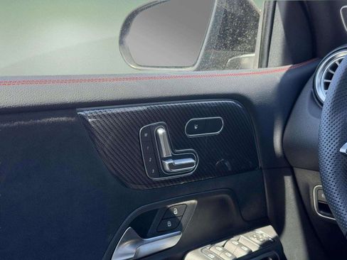 New 2026 Mercedes-Benz GLB 35 AMG 4MATIC image 11