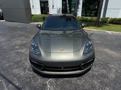 Used 2022 Porsche Panamera 4 Platinum Edition AWD/4WD image 10