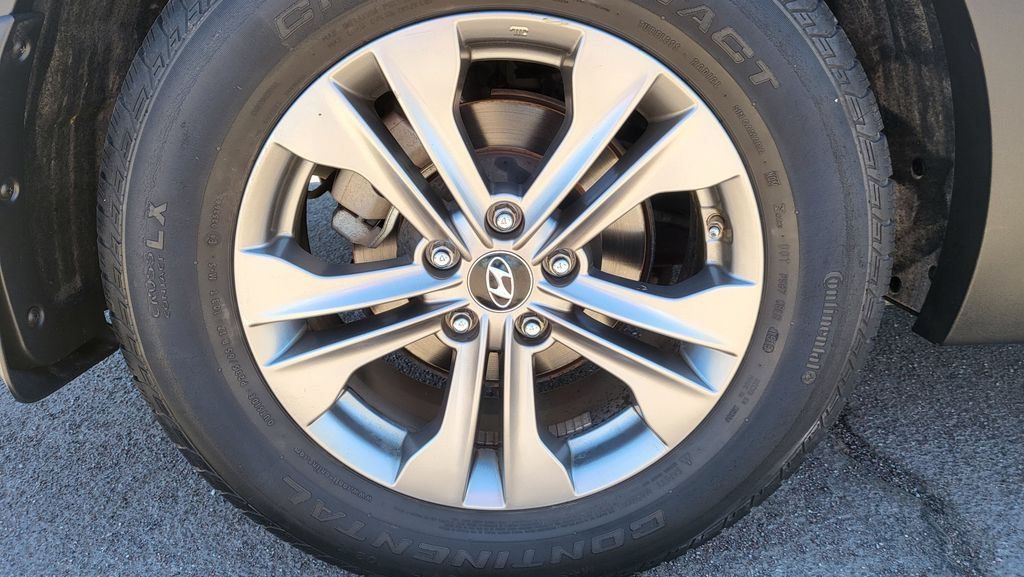 Used 2016 Hyundai Santa Fe Sport AWD/4WD image 14