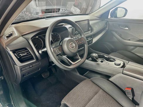 Used 2021 Nissan Rogue SV AWD/4WD image 7
