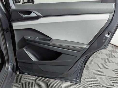 Used 2024 Volkswagen Taos SEL image 42