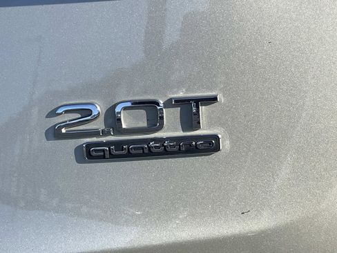 Used 2016 Audi Q5 2.0T Premium Plus w/ Technology Package image 10