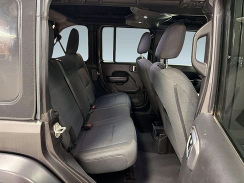 Used 2024 Jeep Wrangler Unlimited Sport AWD/4WD image 27