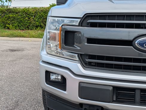 Used 2018 Ford F150 XLT w/ Equipment Group 302A Luxury AWD/4WD image 10