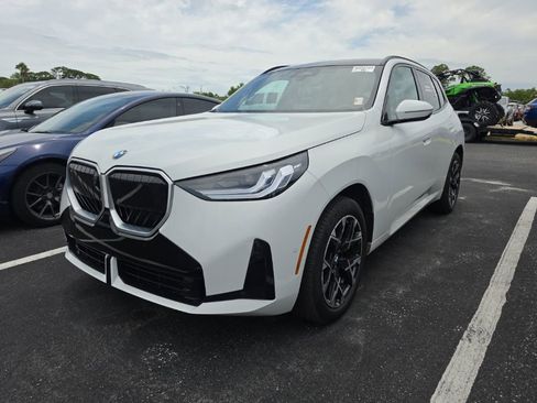 Used 2025 BMW X3 xDrive30i AWD/4WD image 6