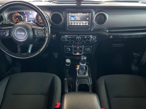 Used 2021 Jeep Wrangler Unlimited Sport AWD/4WD image 10