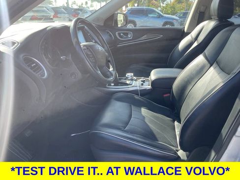 Used 2020 INFINITI QX60 Luxe w/ Essential Package FWD image 5