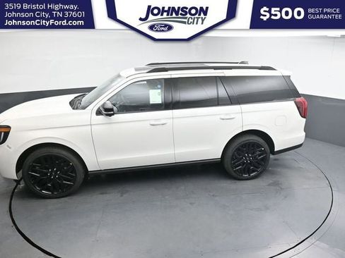 New 2026 Ford Expedition Platinum w/ Stealth Performance Package AWD/4WD image 20