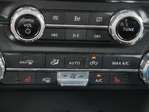 Used 2021 Ford F150 XLT w/ Equipment Group 302A High AWD/4WD image 25