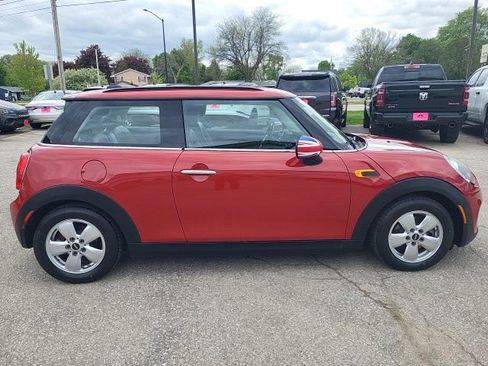Used 2015 MINI Cooper 2-Door Hardtop FWD image 13