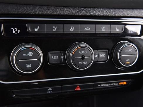 Certified 2022 Volkswagen Atlas SEL Premium AWD/4WD image 15