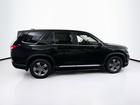 Used 2023 Honda Pilot EX-L image 4