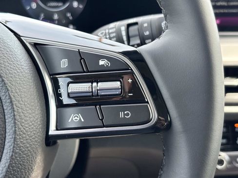 New 2026 Kia Seltos EX FWD image 24