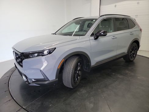 Used 2024 Honda CR-V Sport image 3