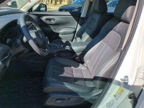 Used 2025 Honda HR-V EX-L image 25