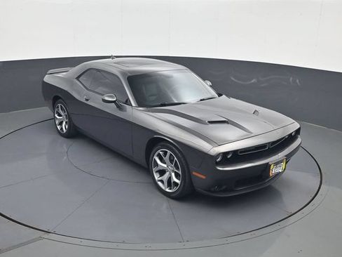 Used 2015 Dodge Challenger SXT Plus w/ Technology Group RWD image 15