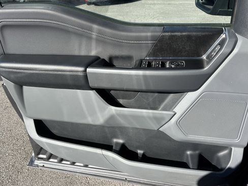 Used 2022 Ford F150 XLT w/ Equipment Group 301A Mid image 16