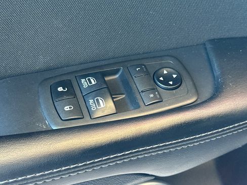Used 2021 Dodge Challenger GT RWD image 13