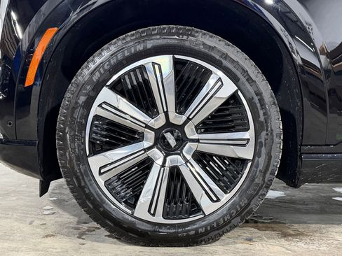 New 2026 Cadillac Escalade IQL Luxury AWD/4WD image 10