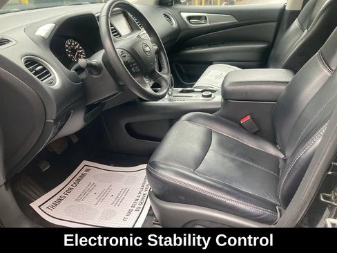 Used 2020 Nissan Pathfinder SL AWD/4WD image 11