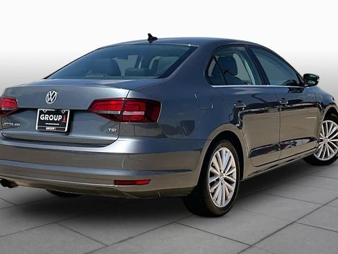 Used 2016 Volkswagen Jetta SEL w/ Lighting Package FWD image 13