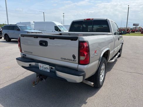 Used 2005 Chevrolet Silverado 1500 LS w/ Light Duty Power Package image 8