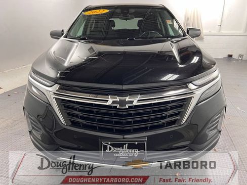 Used 2022 Chevrolet Equinox LT FWD image 2