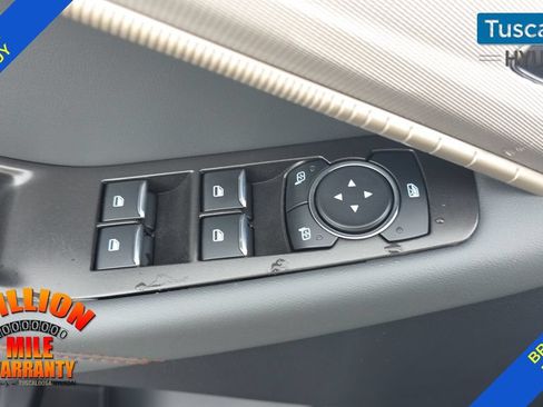 Used 2026 Ford Explorer Active RWD image 13