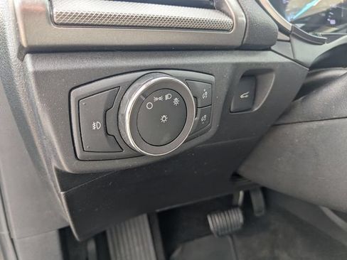 Used 2019 Ford Fusion SE w/ Equipment Group 151A FWD image 24