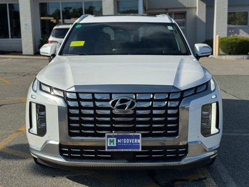 Used 2023 Hyundai Palisade Calligraphy image 9