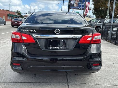 Used 2017 Nissan Sentra S image 13