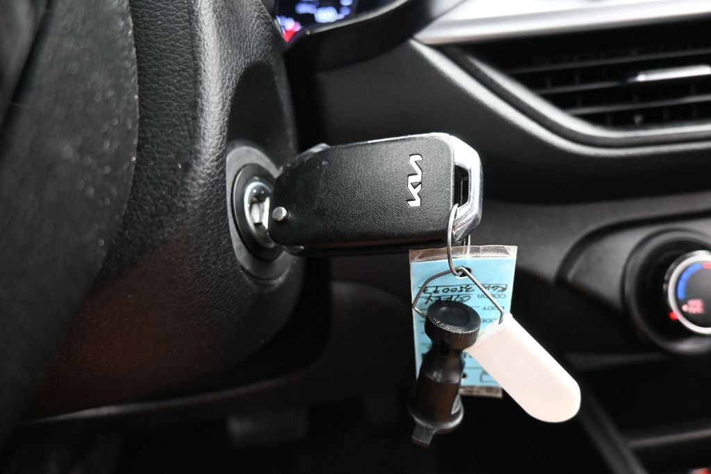 Used 2024 Kia Forte LXS FWD image 26