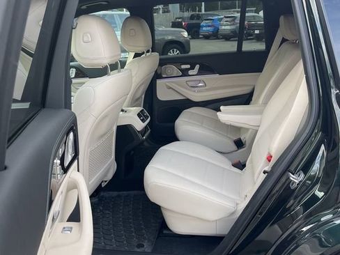 Used 2024 Mercedes-Benz GLS 450 4MATIC image 14
