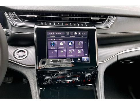 Certified 2023 Jeep Grand Cherokee Altitude AWD/4WD image 25