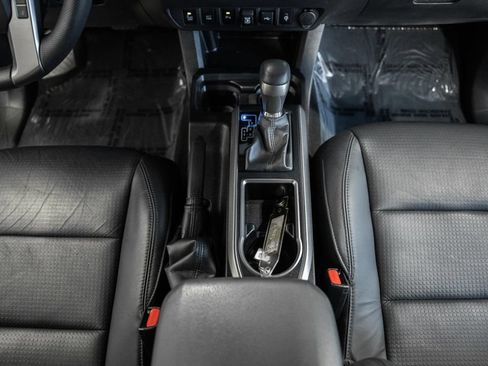 Used 2023 Toyota Tacoma Limited w/ Nightshade Package AWD/4WD image 27