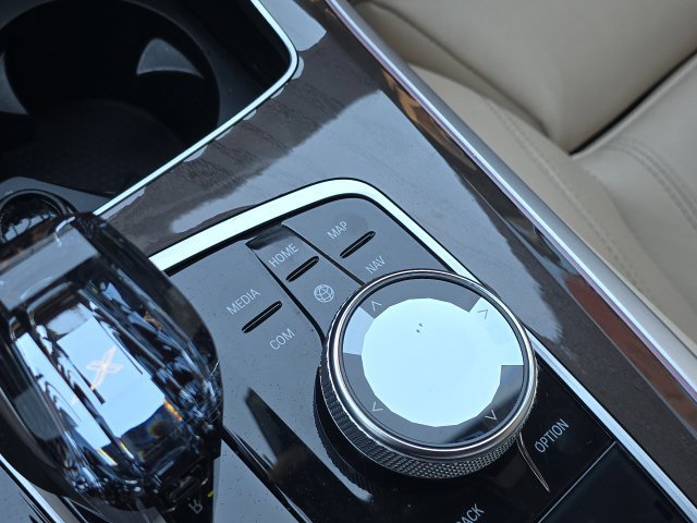 Used 2022 BMW X5 sDrive40i w/ Executive Package RWD image 43